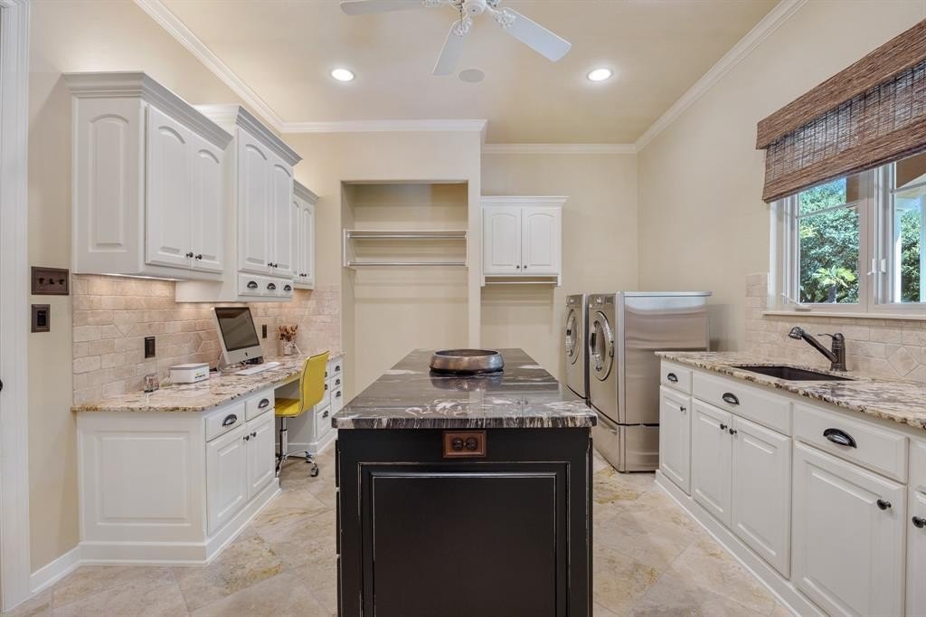 Tyler, Texas, 75703, United States, 4 Bedrooms Bedrooms, ,4.5 BathroomsBathrooms,Residential,Forsale,2008407