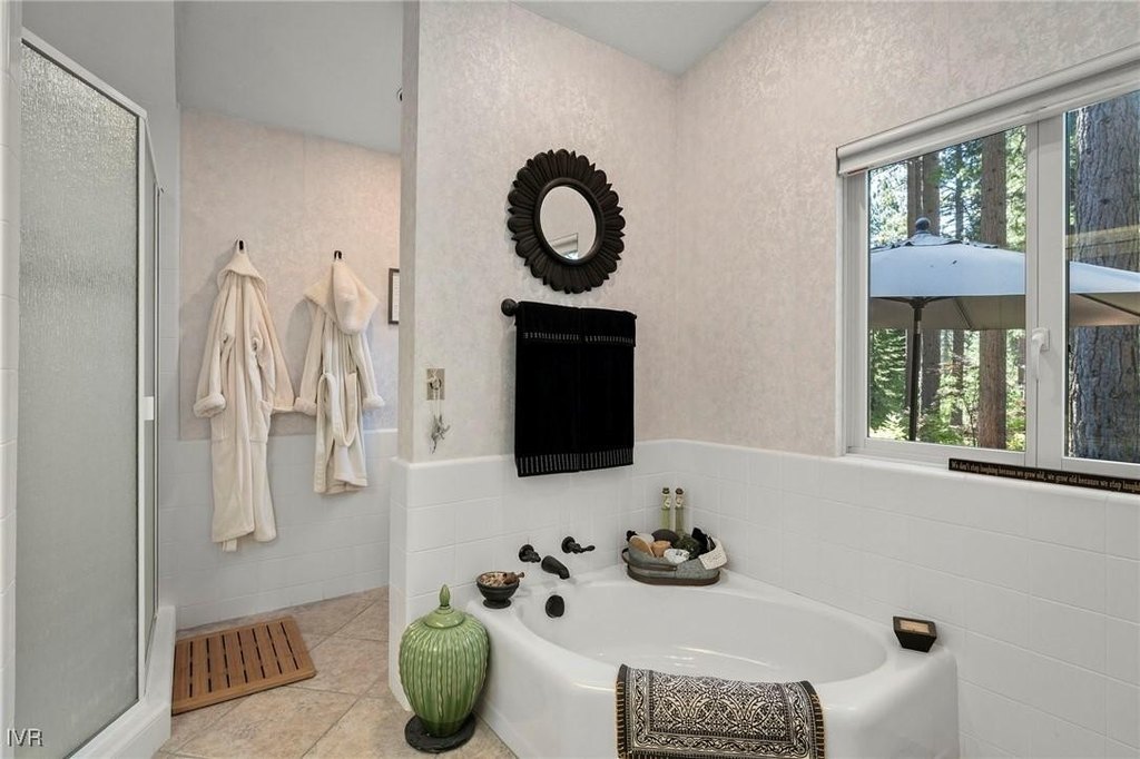 Incline Village, Nevada, 89451, United States, 4 Bedrooms Bedrooms, ,3.5 BathroomsBathrooms,Residential,Forsale,1973577