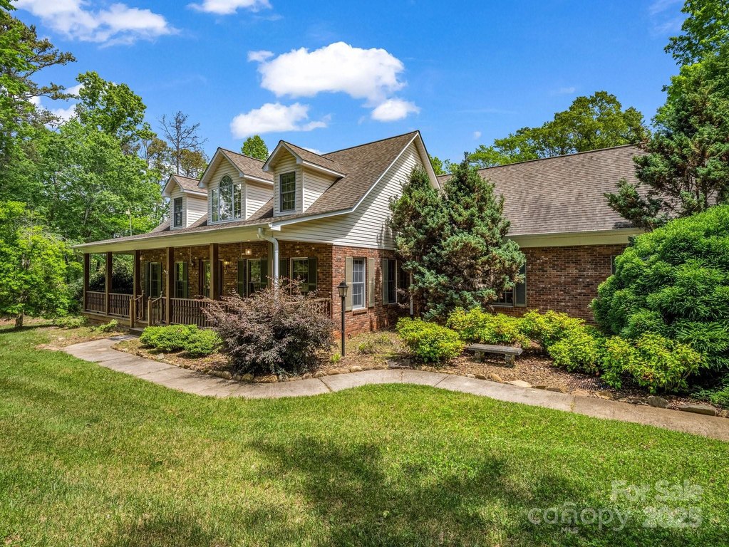 Rutherfordton, North Carolina, 28139, United States, 3 Bedrooms Bedrooms, ,2.5 BathroomsBathrooms,Residential,Forsale,1985987