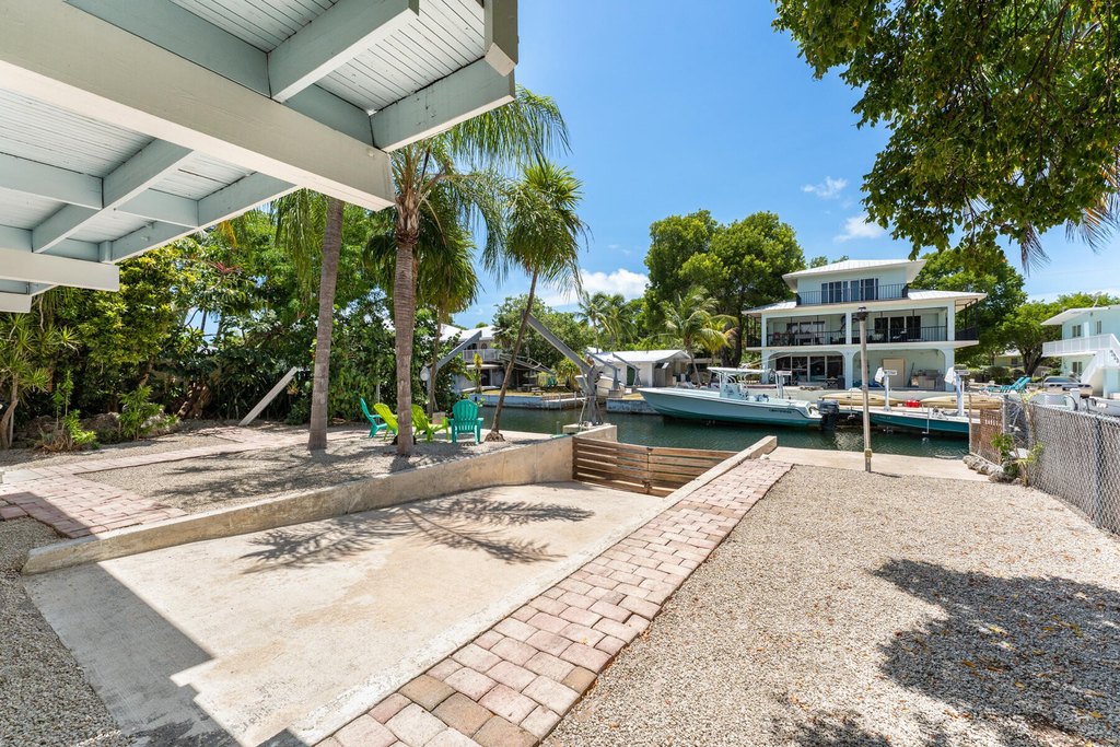 Plantation Key, Florida, 33036, United States, 4 Bedrooms Bedrooms, ,3 BathroomsBathrooms,Residential,Forsale,1971973