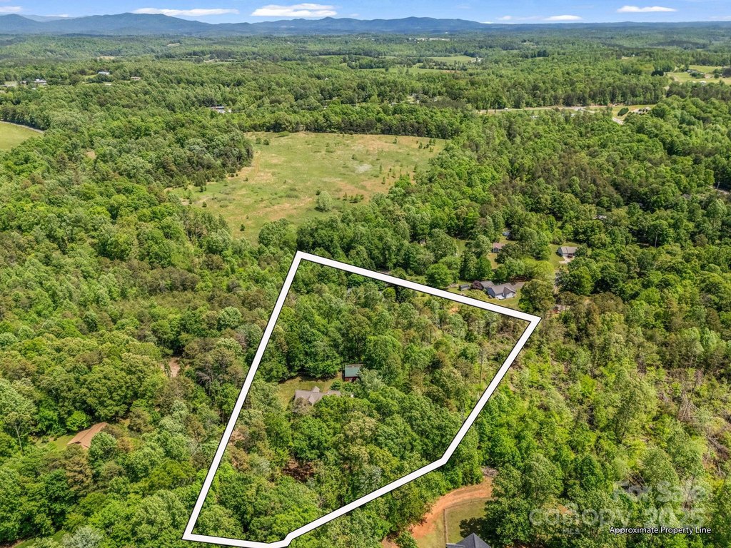 Rutherfordton, North Carolina, 28139, United States, 3 Bedrooms Bedrooms, ,2.5 BathroomsBathrooms,Residential,Forsale,1985987