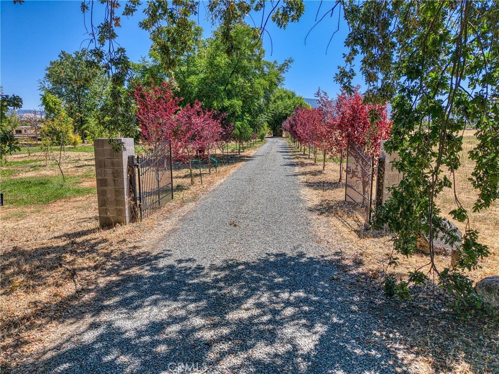 Lakeport, California, 95453, United States, 4 Bedrooms Bedrooms, ,3 BathroomsBathrooms,Residential,Forsale,1953140
