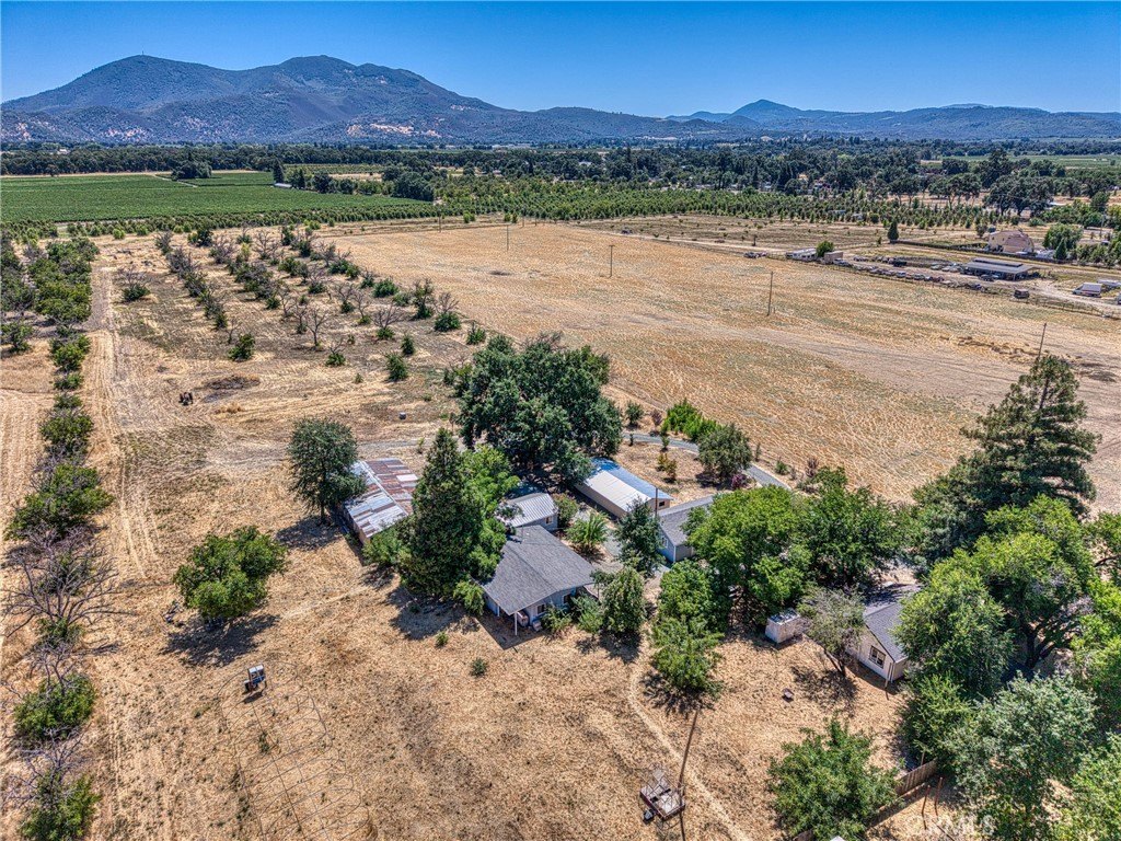 Lakeport, California, 95453, United States, 4 Bedrooms Bedrooms, ,3 BathroomsBathrooms,Residential,Forsale,1953140