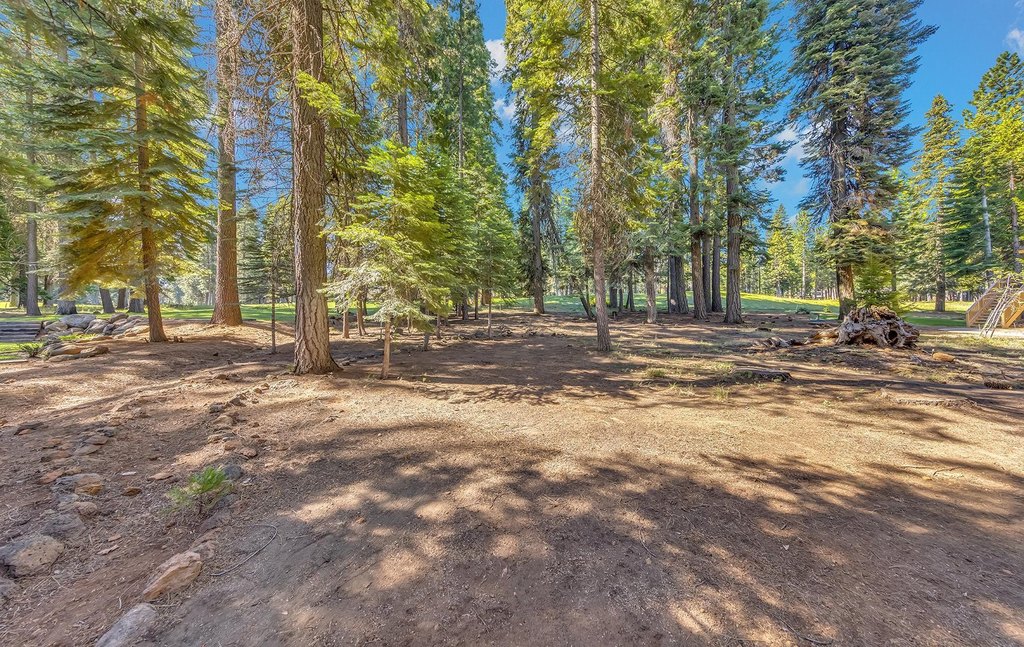 Lake Almanor West, California, 96020, United States, 3 Bedrooms Bedrooms, ,2 BathroomsBathrooms,Residential,Forsale,1993795