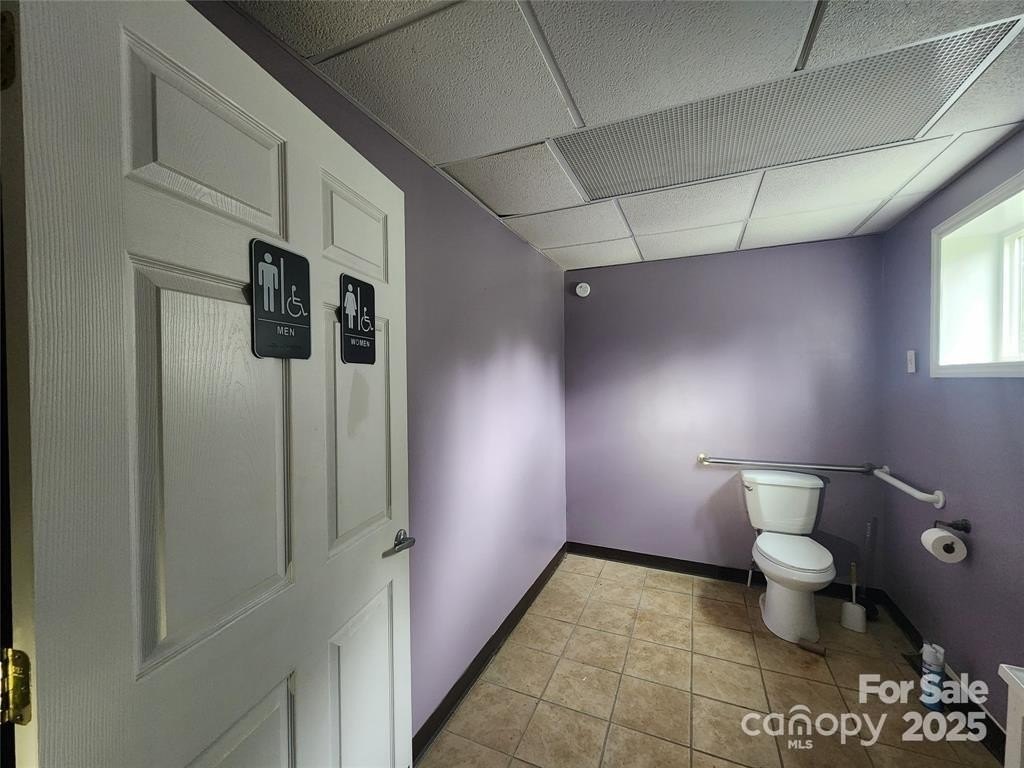 Gastonia, North Carolina, 28056, United States, ,5 BathroomsBathrooms,Residential,Forsale,1985972