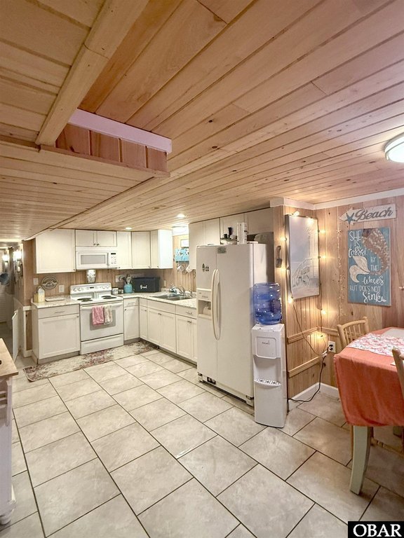 Kill Devil Hills, North Carolina, 27948, United States, 3 Bedrooms Bedrooms, ,1.5 BathroomsBathrooms,Residential,Forsale,1951919