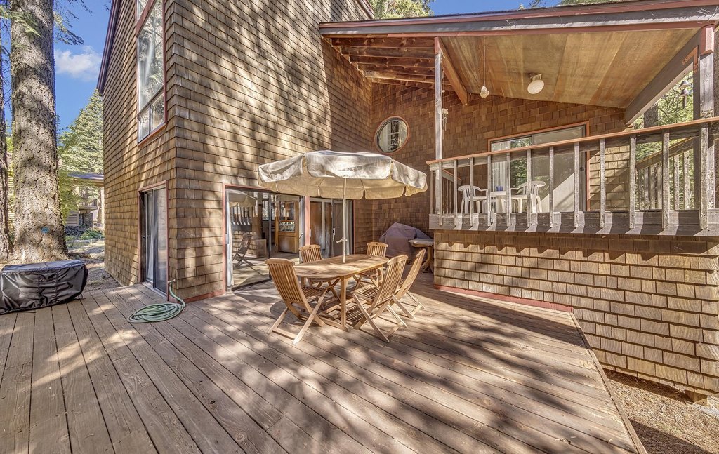 Lake Almanor West, California, 96020, United States, 3 Bedrooms Bedrooms, ,2 BathroomsBathrooms,Residential,Forsale,1993795