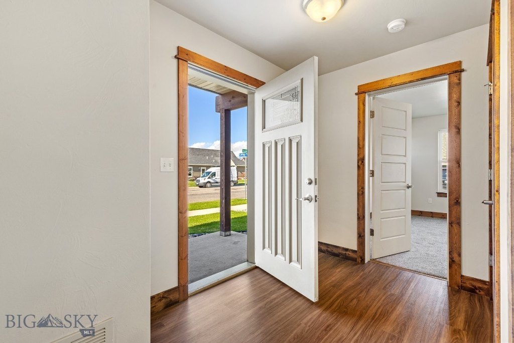 Bozeman, Montana, 59718, United States, 4 Bedrooms Bedrooms, ,2.5 BathroomsBathrooms,Residential,Forsale,1944292