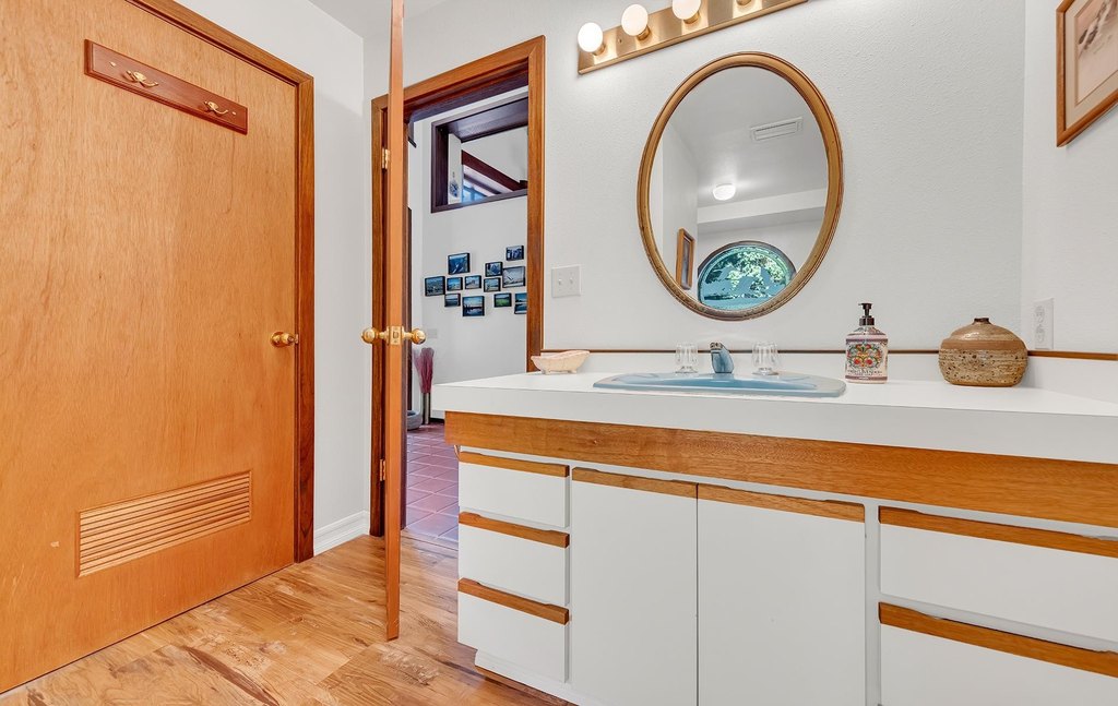 Lake Almanor West, California, 96020, United States, 3 Bedrooms Bedrooms, ,2 BathroomsBathrooms,Residential,Forsale,1993795