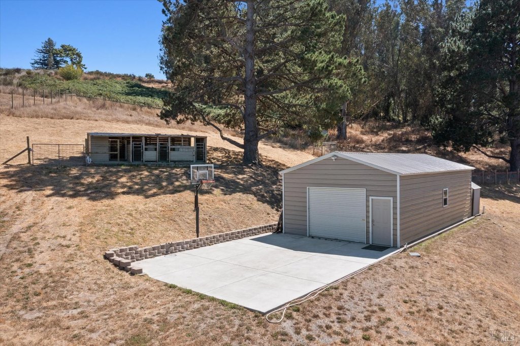 Petaluma, California, 94952, United States, 2 Bedrooms Bedrooms, ,3.5 BathroomsBathrooms,Residential,Forsale,1953134
