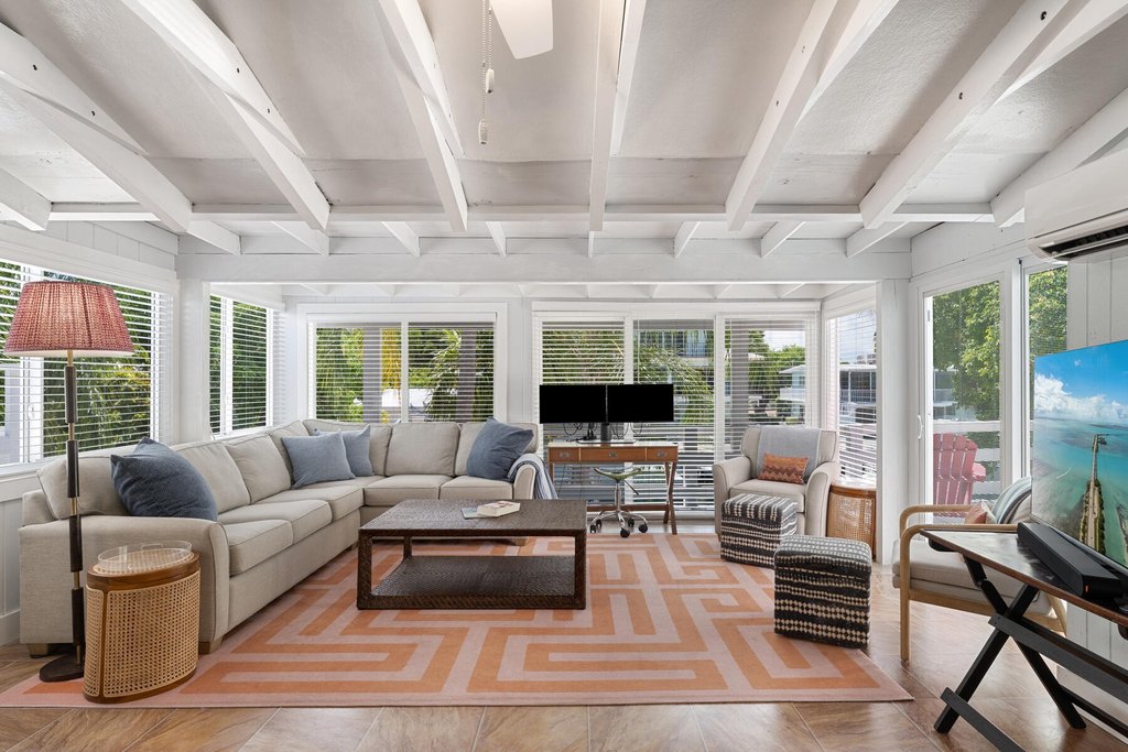 Plantation Key, Florida, 33036, United States, 4 Bedrooms Bedrooms, ,3 BathroomsBathrooms,Residential,Forsale,1971973