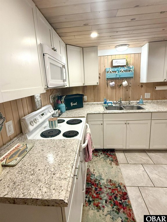 Kill Devil Hills, North Carolina, 27948, United States, 3 Bedrooms Bedrooms, ,1.5 BathroomsBathrooms,Residential,Forsale,1951919