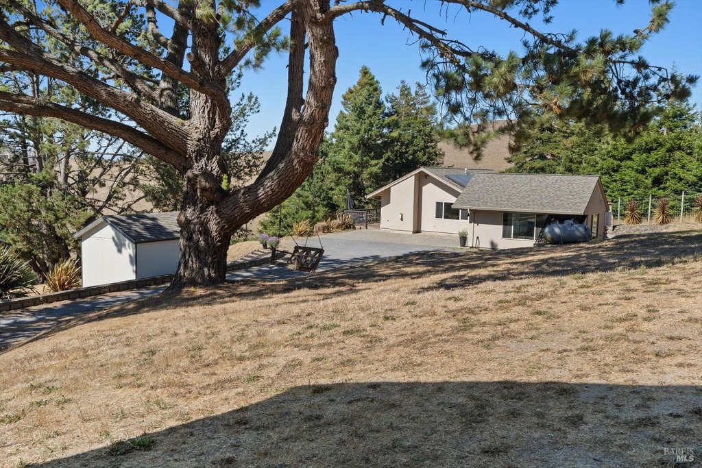 Petaluma, California, 94952, United States, 2 Bedrooms Bedrooms, ,3.5 BathroomsBathrooms,Residential,Forsale,1953134