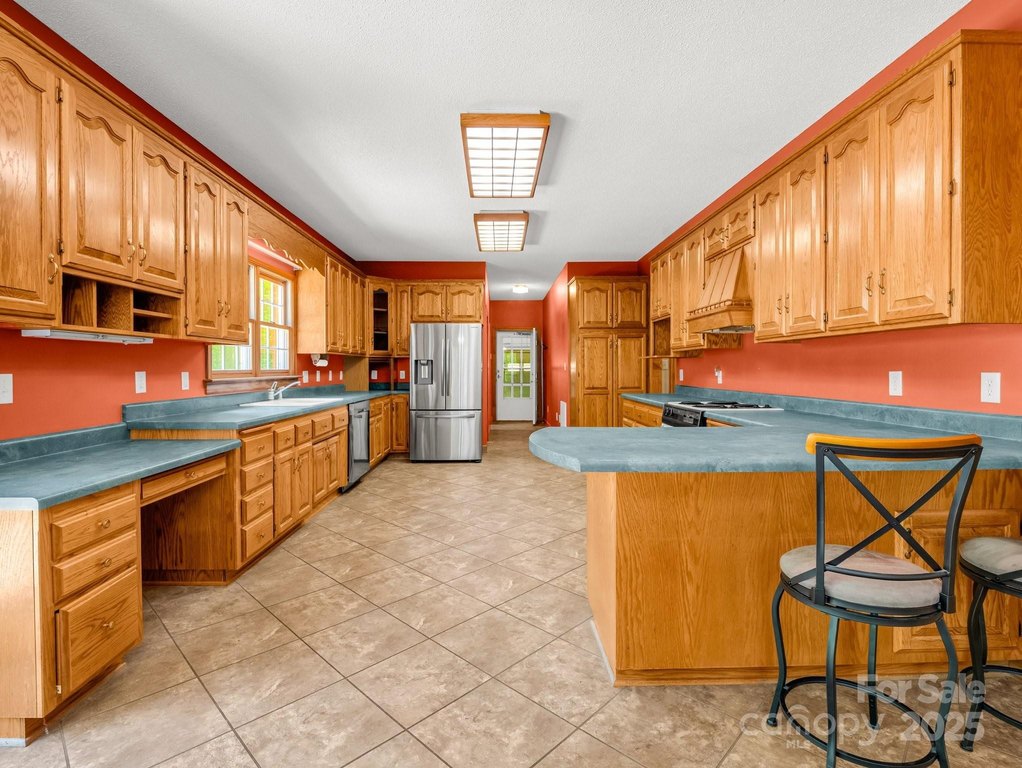 Rutherfordton, North Carolina, 28139, United States, 3 Bedrooms Bedrooms, ,2.5 BathroomsBathrooms,Residential,Forsale,1985987