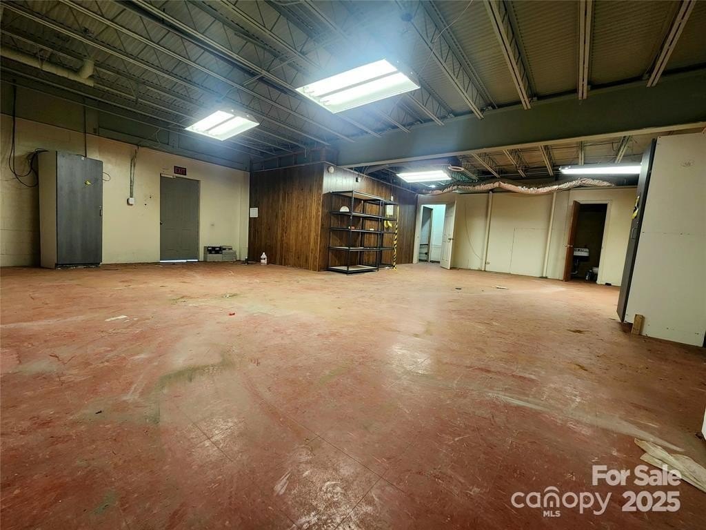 Gastonia, North Carolina, 28056, United States, ,5 BathroomsBathrooms,Residential,Forsale,1985972