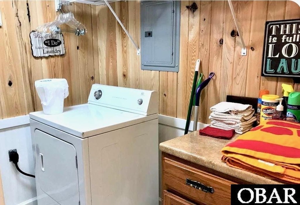 Kill Devil Hills, North Carolina, 27948, United States, 3 Bedrooms Bedrooms, ,1.5 BathroomsBathrooms,Residential,Forsale,1951919