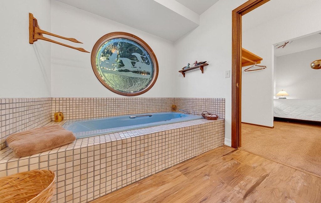 Lake Almanor West, California, 96020, United States, 3 Bedrooms Bedrooms, ,2 BathroomsBathrooms,Residential,Forsale,1993795