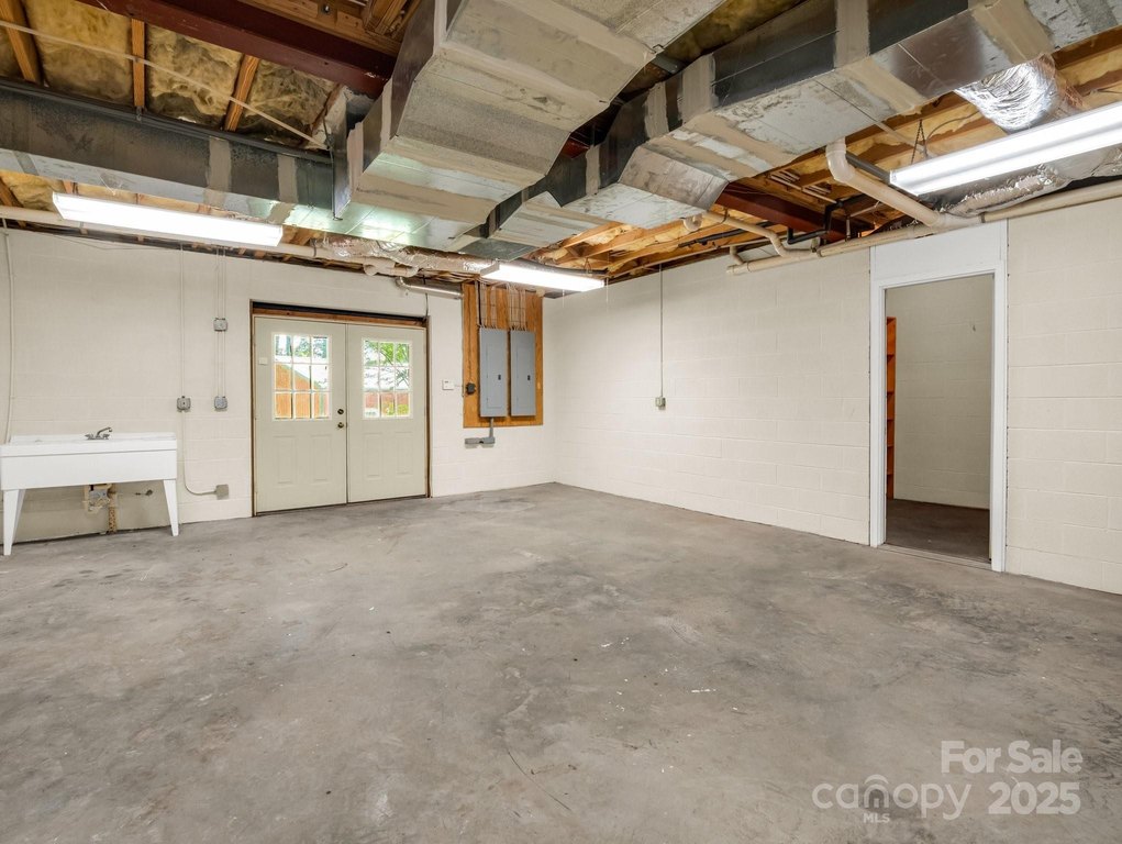 Rutherfordton, North Carolina, 28139, United States, 3 Bedrooms Bedrooms, ,2.5 BathroomsBathrooms,Residential,Forsale,1985987