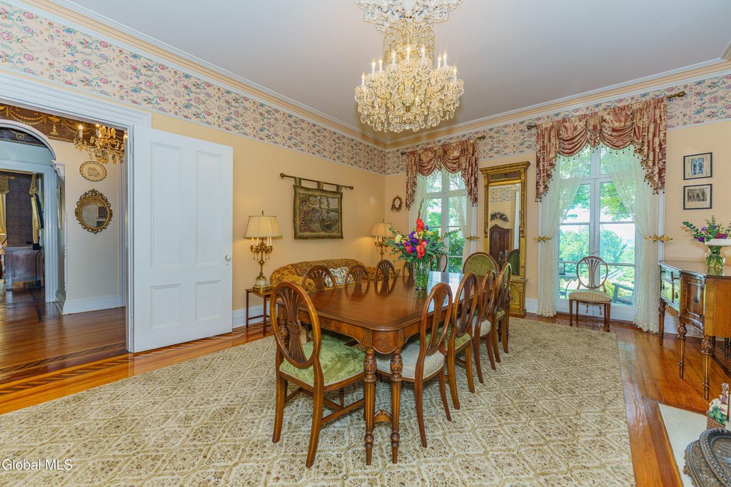 Schodack Landing, New York, 12156, United States, 7 Bedrooms Bedrooms, ,3 BathroomsBathrooms,Residential,Forsale,1953151