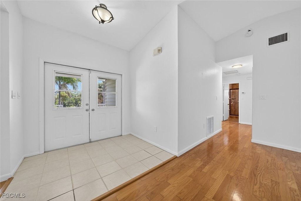 Sanibel, Florida, 33957, United States, 3 Bedrooms Bedrooms, ,2 BathroomsBathrooms,Residential,Forsale,1936217