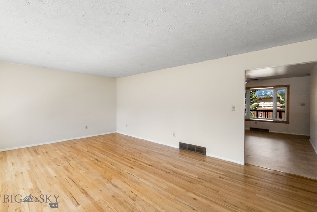 Bozeman, Montana, 59715, United States, 3 Bedrooms Bedrooms, ,1.5 BathroomsBathrooms,Residential,Forsale,1944333