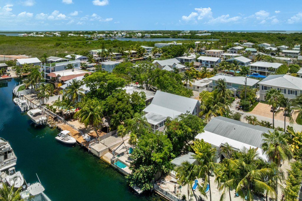 Plantation Key, Florida, 33036, United States, 4 Bedrooms Bedrooms, ,3 BathroomsBathrooms,Residential,Forsale,1971973