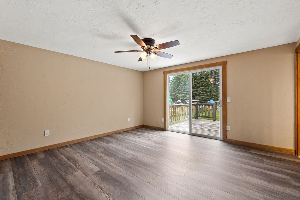 Bigfork, Montana, 59911, United States, 8 Bedrooms Bedrooms, ,6 BathroomsBathrooms,Residential,Forsale,1941190