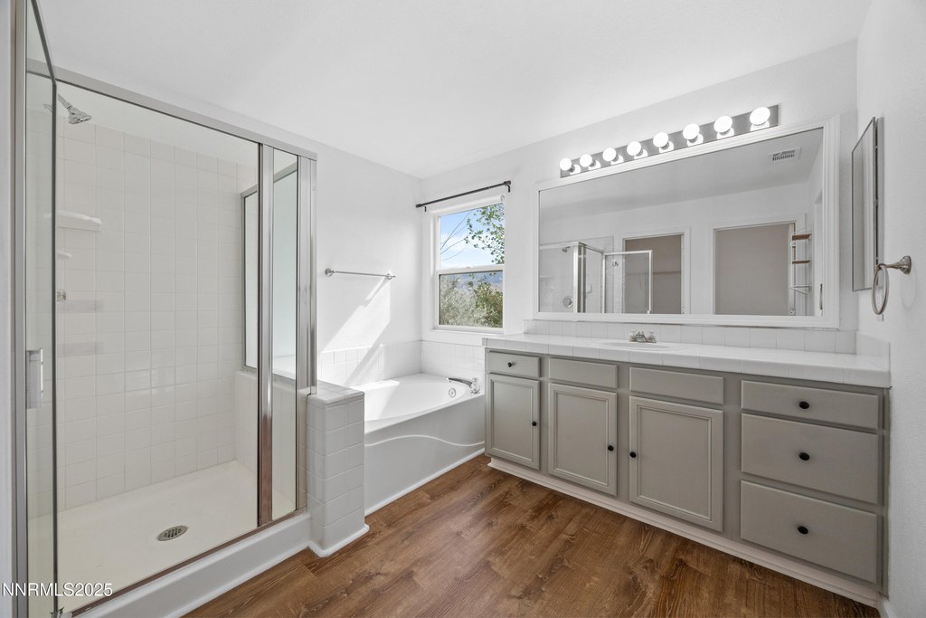Reno, Nevada, 89523, United States, 4 Bedrooms Bedrooms, ,2.5 BathroomsBathrooms,Residential,Forsale,1936782