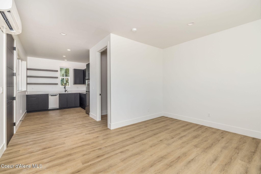 Hayden, Idaho, 83835, United States, 5 Bedrooms Bedrooms, ,4.5 BathroomsBathrooms,Residential,Forsale,1984586