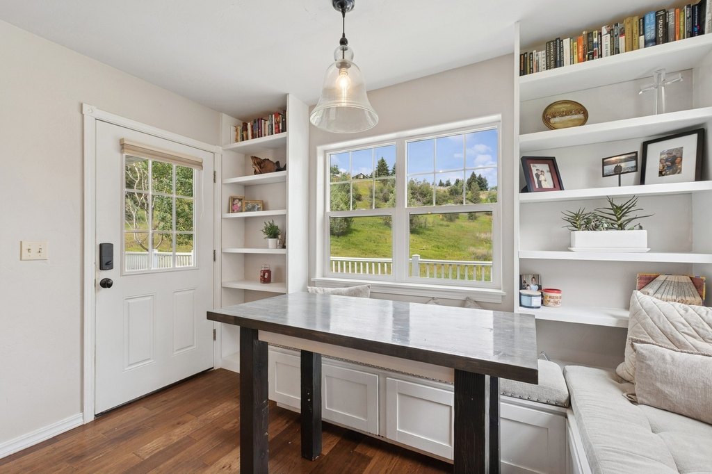 Kalispell, Montana, 59901, United States, 3 Bedrooms Bedrooms, ,2 BathroomsBathrooms,Residential,Forsale,1944327