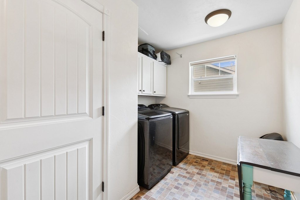 Kalispell, Montana, 59901, United States, 3 Bedrooms Bedrooms, ,2 BathroomsBathrooms,Residential,Forsale,1944327