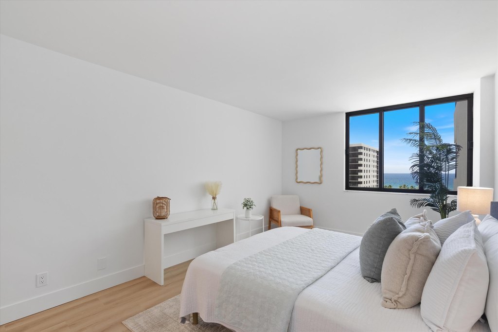 Highland Beach, Florida, 33487, United States, 2 Bedrooms Bedrooms, ,2 BathroomsBathrooms,Residential,Forsale,1929752