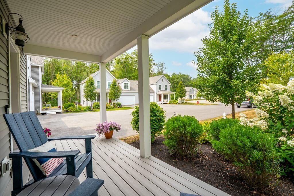 Kennebunk, Maine, 04043, United States, 3 Bedrooms Bedrooms, ,2.5 BathroomsBathrooms,Residential,Forsale,1941242
