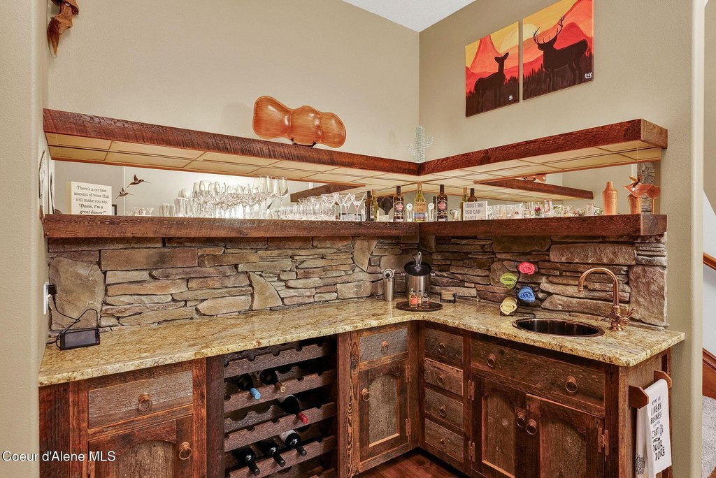 Harrison, Idaho, 83833, United States, 4 Bedrooms Bedrooms, ,3.5 BathroomsBathrooms,Residential,Forsale,1913891