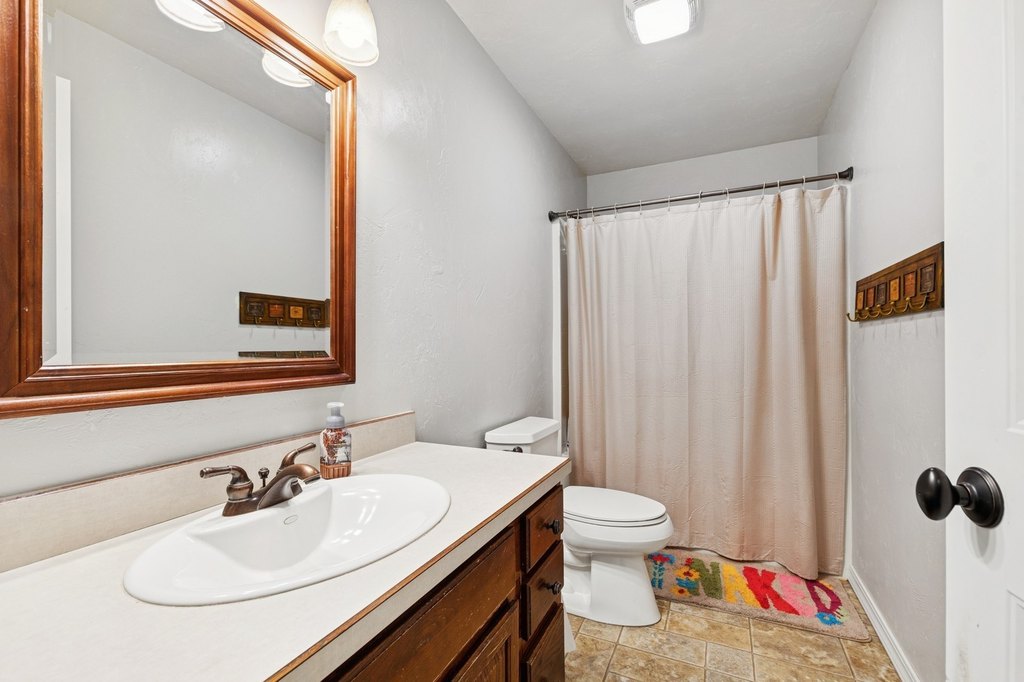 Kalispell, Montana, 59901, United States, 3 Bedrooms Bedrooms, ,2 BathroomsBathrooms,Residential,Forsale,1944327