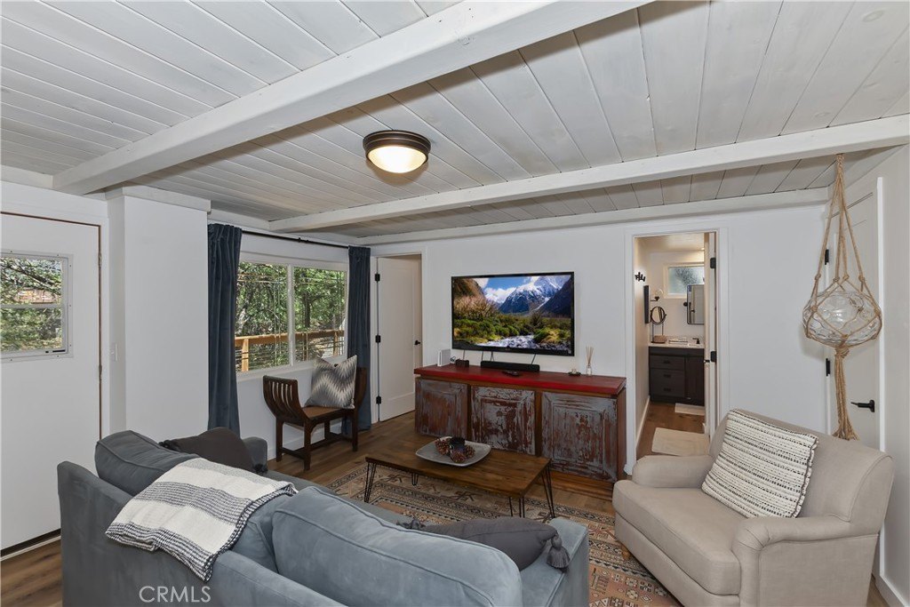 Lake Arrowhead, California, 92352, United States, 4 Bedrooms Bedrooms, ,2 BathroomsBathrooms,Residential,Forsale,1934027