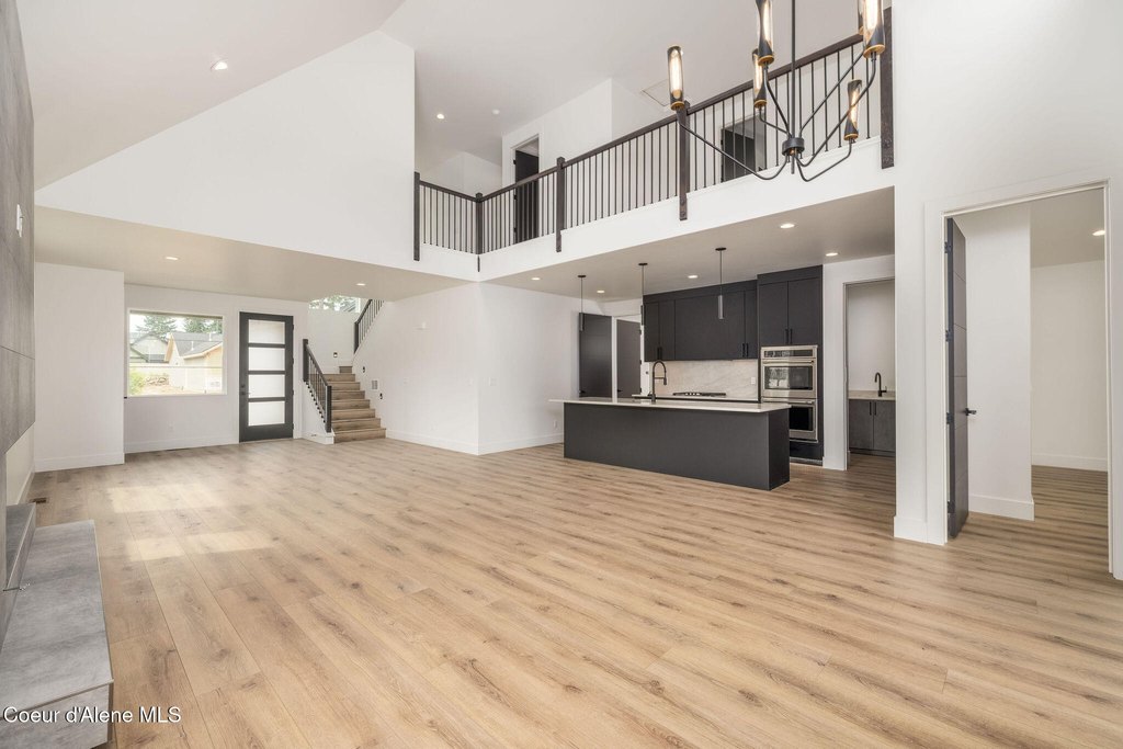 Hayden, Idaho, 83835, United States, 5 Bedrooms Bedrooms, ,4.5 BathroomsBathrooms,Residential,Forsale,1984586