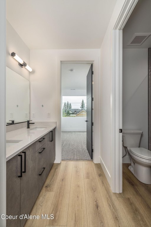 Hayden, Idaho, 83835, United States, 5 Bedrooms Bedrooms, ,4.5 BathroomsBathrooms,Residential,Forsale,1984586