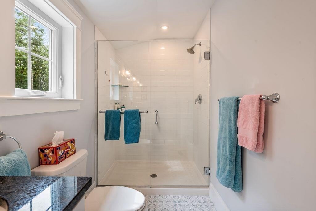 Kennebunk, Maine, 04043, United States, 3 Bedrooms Bedrooms, ,2.5 BathroomsBathrooms,Residential,Forsale,1941242