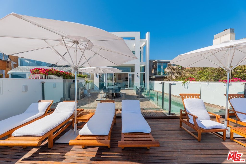 Malibu, California, 90265, United States, 4 Bedrooms Bedrooms, ,5.5 BathroomsBathrooms,Residential,Forsale,2009623