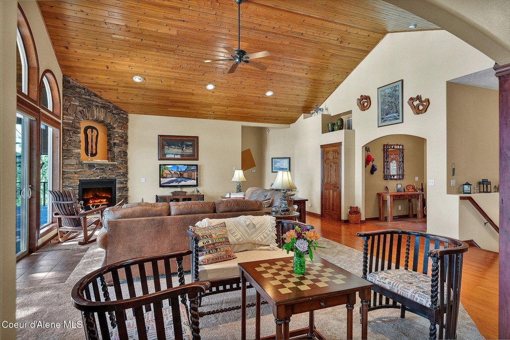 Harrison, Idaho, 83833, United States, 4 Bedrooms Bedrooms, ,3.5 BathroomsBathrooms,Residential,Forsale,1913891