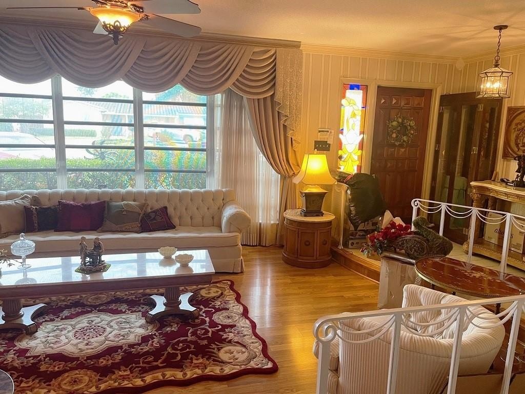 Hollywood, Florida, 33021, United States, 3 Bedrooms Bedrooms, ,2 BathroomsBathrooms,Residential,Forsale,1927555