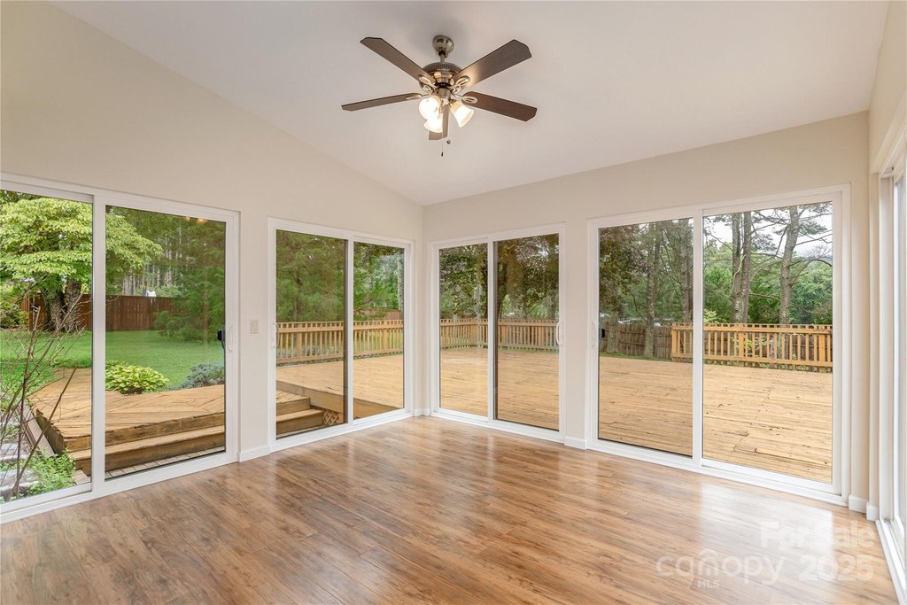 Hendersonville, North Carolina, 28791, United States, 3 Bedrooms Bedrooms, ,2 BathroomsBathrooms,Residential,Forsale,1946461