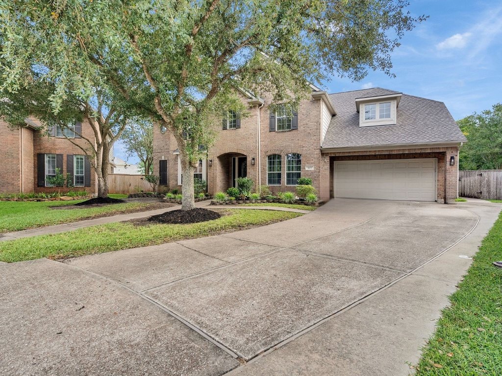 League City, Texas, 77573, United States, 4 Bedrooms Bedrooms, ,3.5 BathroomsBathrooms,Residential,Forsale,1936499