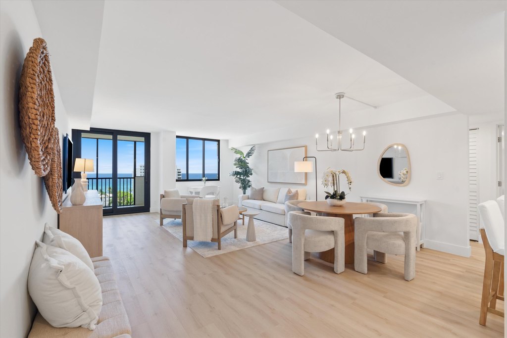 Highland Beach, Florida, 33487, United States, 2 Bedrooms Bedrooms, ,2 BathroomsBathrooms,Residential,Forsale,1929752