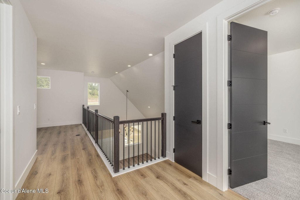 Hayden, Idaho, 83835, United States, 5 Bedrooms Bedrooms, ,4.5 BathroomsBathrooms,Residential,Forsale,1984586