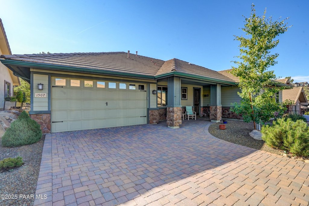 Prescott, Arizona, 86305, United States, 3 Bedrooms Bedrooms, ,2.5 BathroomsBathrooms,Residential,Forsale,1929266