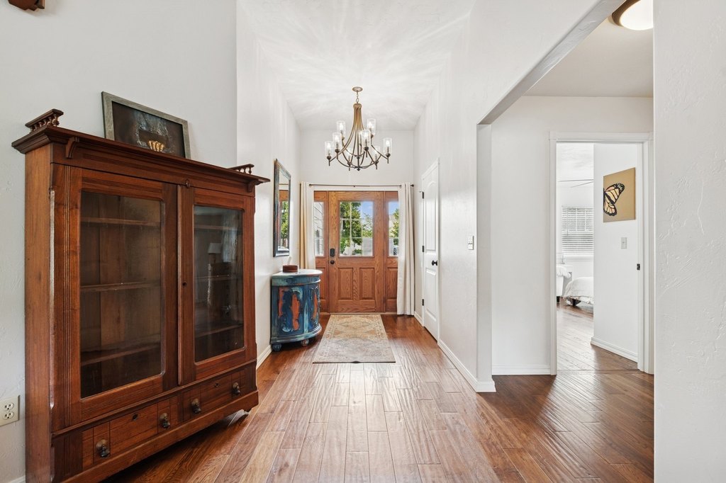 Kalispell, Montana, 59901, United States, 3 Bedrooms Bedrooms, ,2 BathroomsBathrooms,Residential,Forsale,1944327