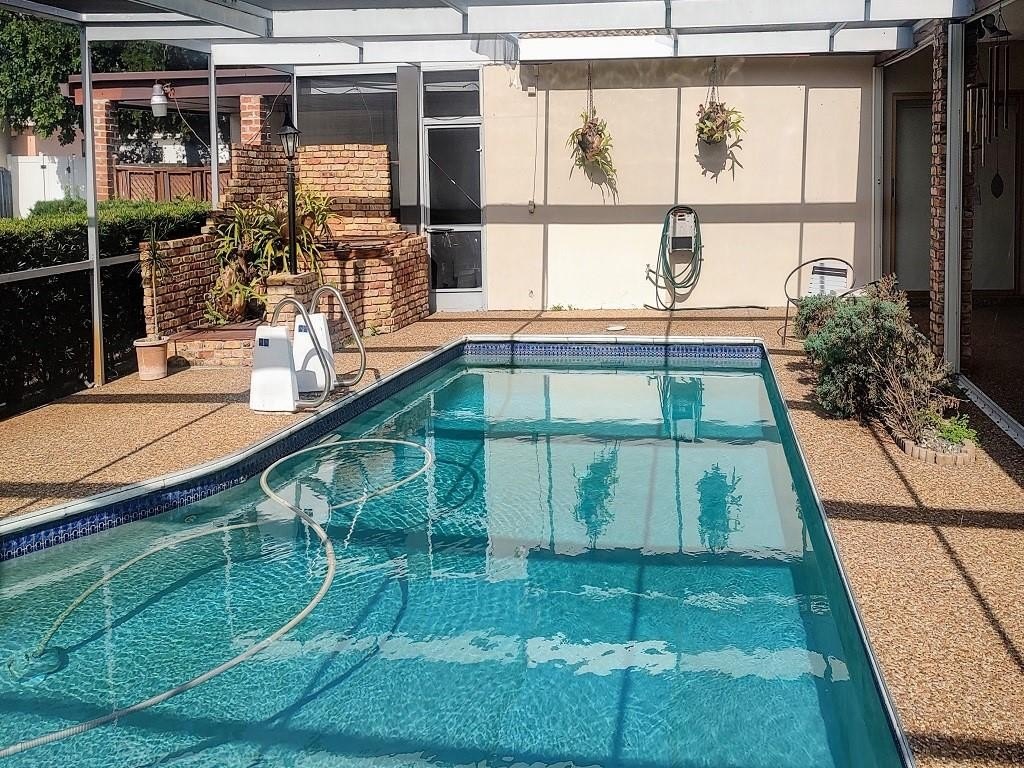 Hollywood, Florida, 33021, United States, 3 Bedrooms Bedrooms, ,2 BathroomsBathrooms,Residential,Forsale,1927555