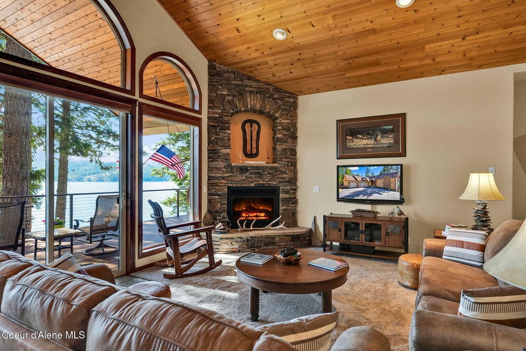 Harrison, Idaho, 83833, United States, 4 Bedrooms Bedrooms, ,3.5 BathroomsBathrooms,Residential,Forsale,1913891
